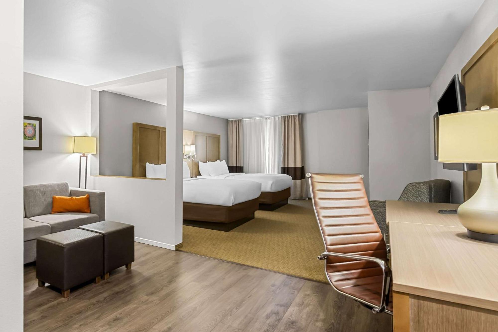 קולומביה Comfort Suites מראה חיצוני תמונה