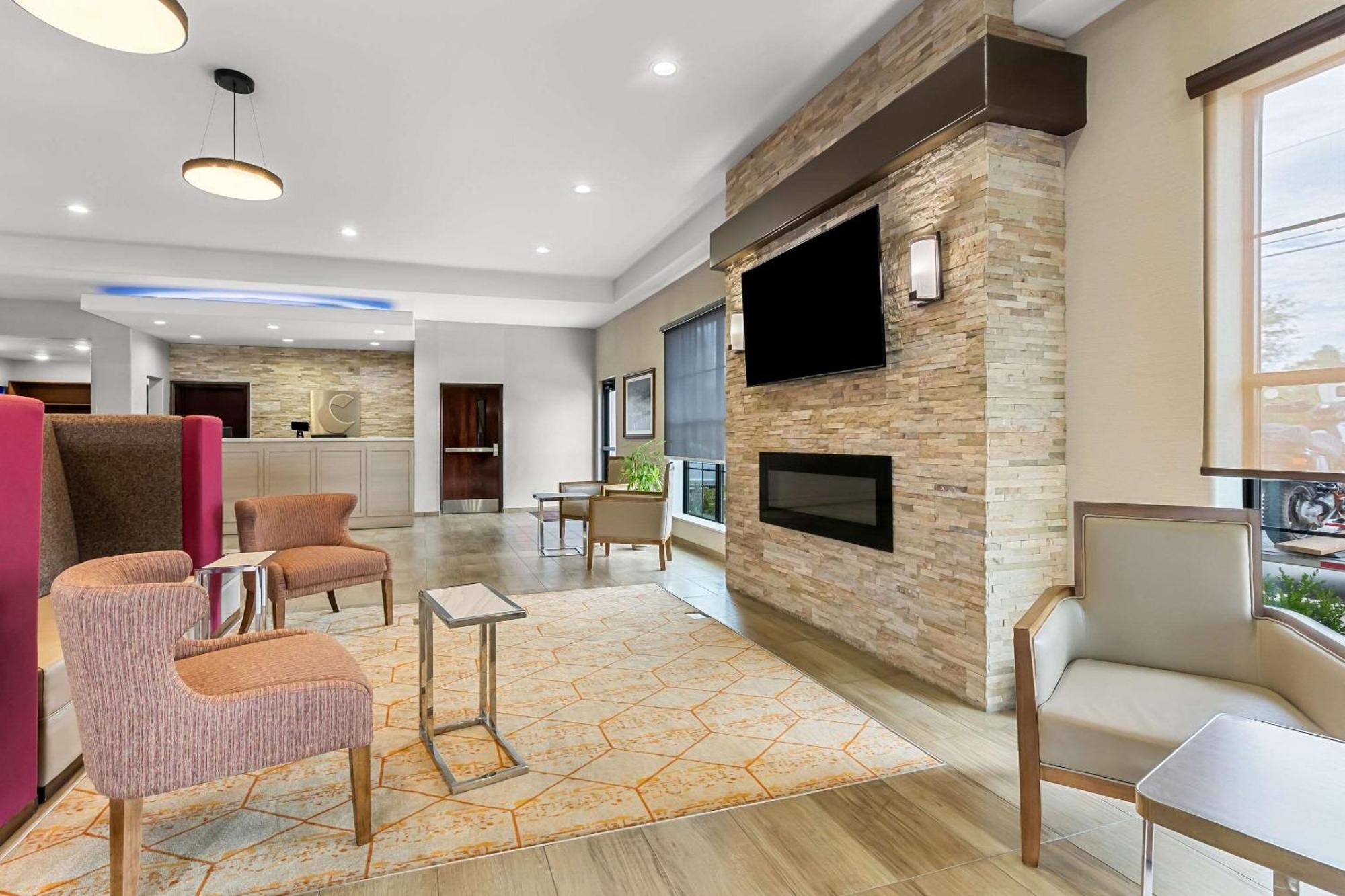 קולומביה Comfort Suites מראה חיצוני תמונה