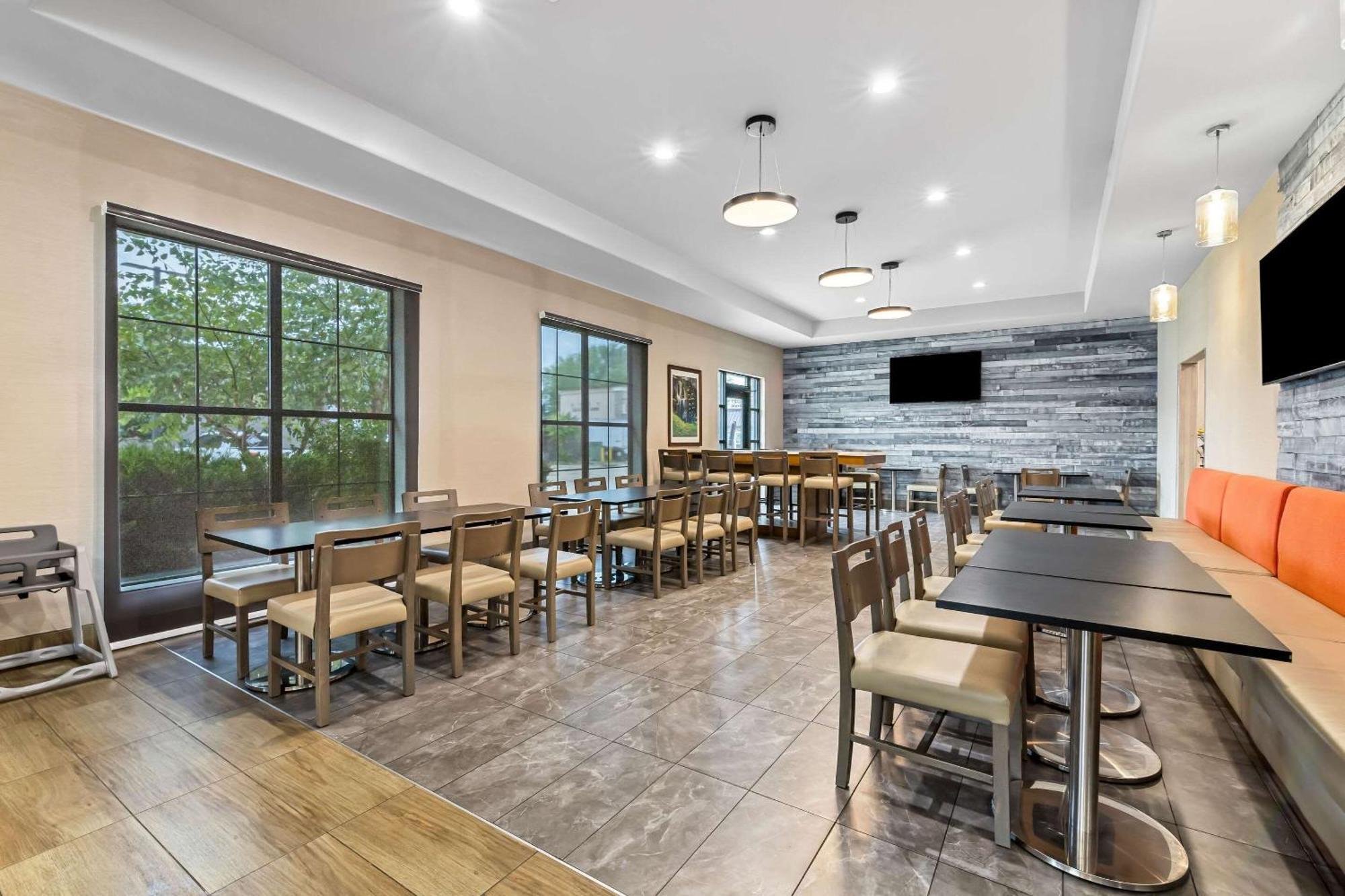 קולומביה Comfort Suites מראה חיצוני תמונה